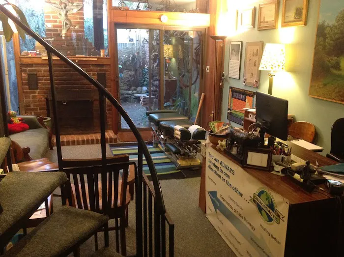 Rhodes Family Chiropractic Picture 1