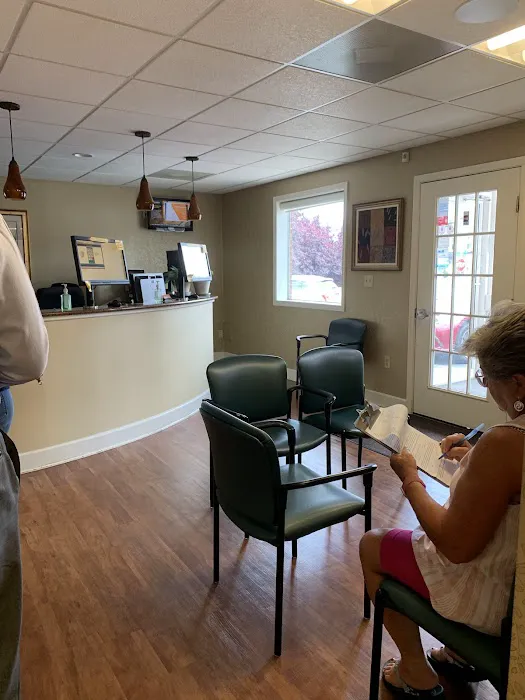 Becker Chiropractic Picture 1