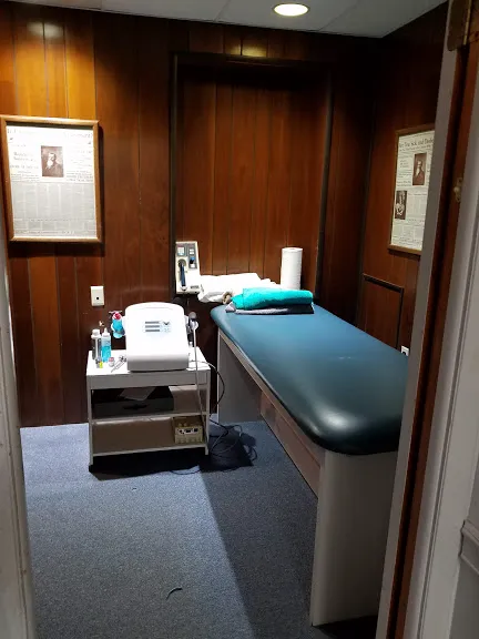 Dr John P. Drexel Spine & Rehab Picture 5