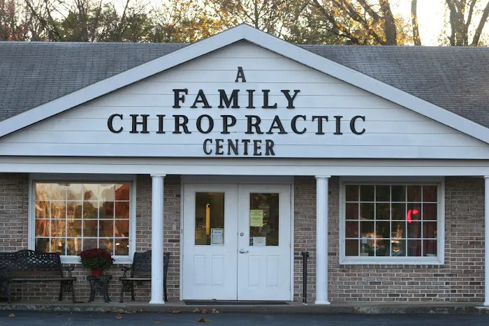 George's Chiropractic Health Center Picture 5