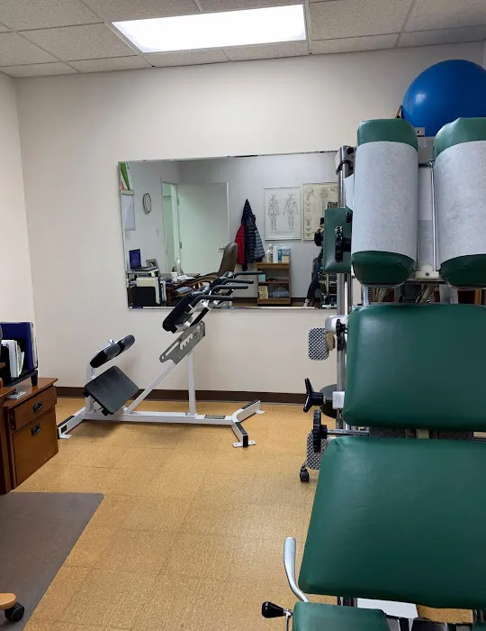Krueger Chiropractic Clinic: Keith Krueger, DC Picture 3