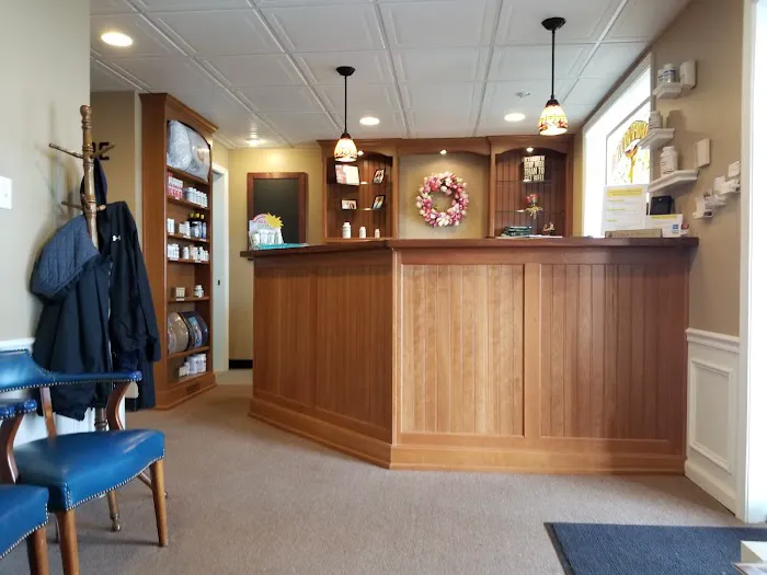 Chiropractic Arts Center Charles Frisina, D.C. , Keri Kelly, D.C. Picture 1