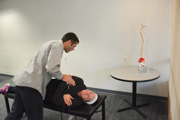 Healthy Valley Chiropractic Picture 5
