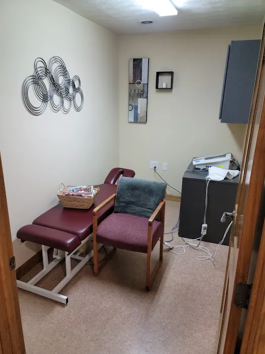 Madeira Chiropractic & Rehabilitation Picture 7