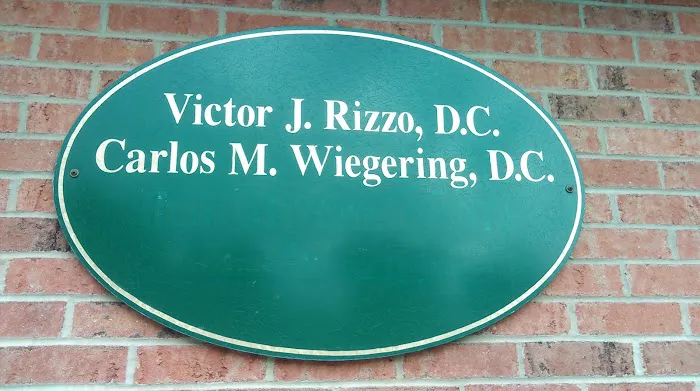 Rizzo & Wiegering Chiropractic Picture 4