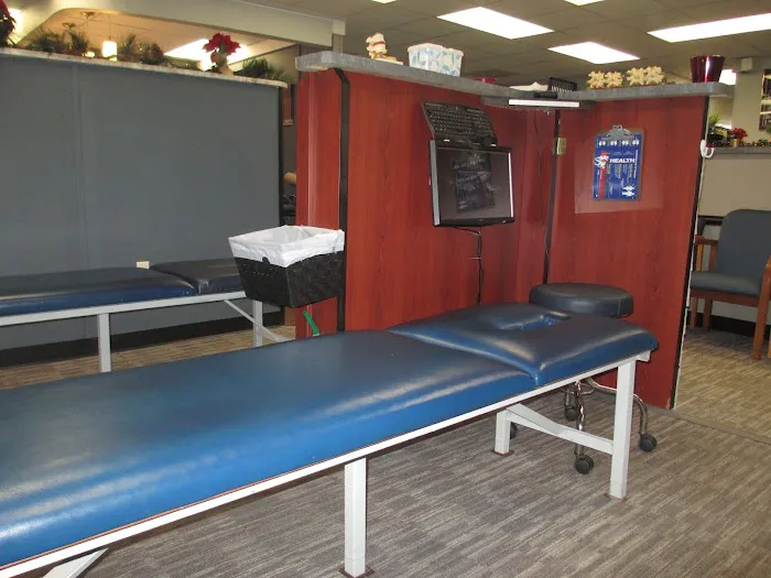 Advanced Back & Neck Pain Center Picture 3