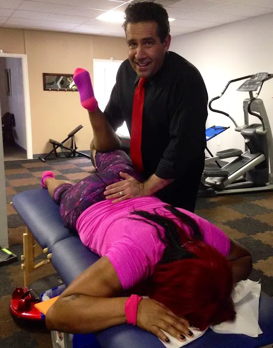 Physicians Plus Spine and Rehab Center: Dr. Sean Feeney (Auto Accident and Work Injury) Se Habla Espanol Picture 9