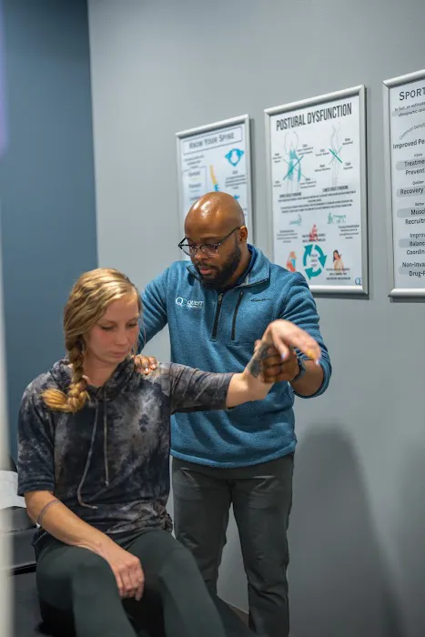 Quest Chiropractic Picture 2