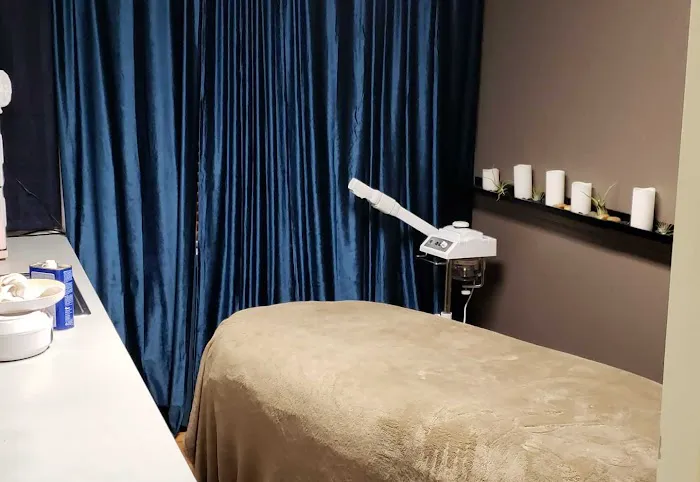 McElroy Chiropractic Center LLC Picture 2