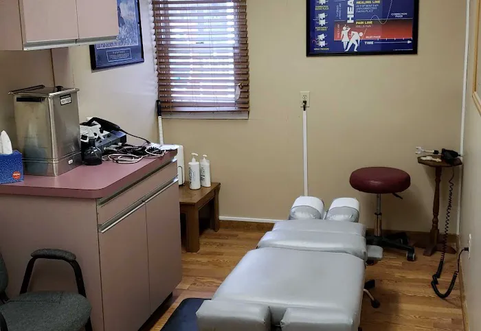 McElroy Chiropractic Center LLC Picture 1