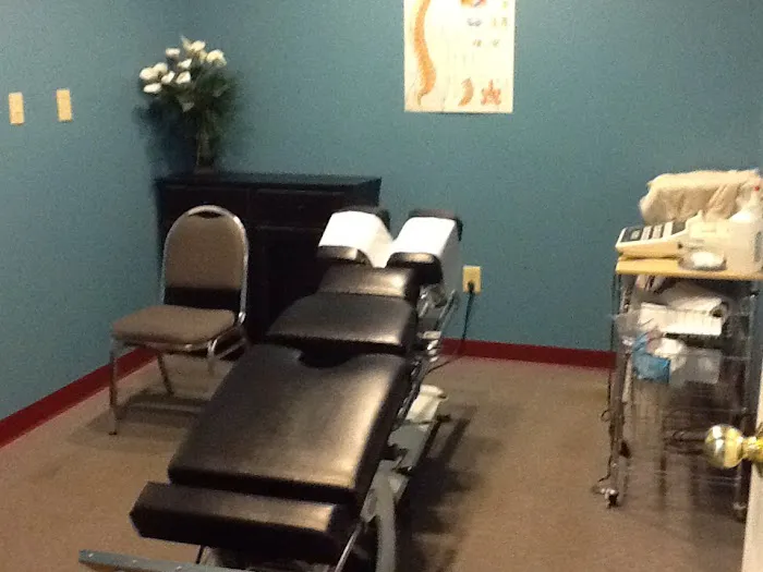 Grand Chiropractic: Grandizio Frank DC Picture 4