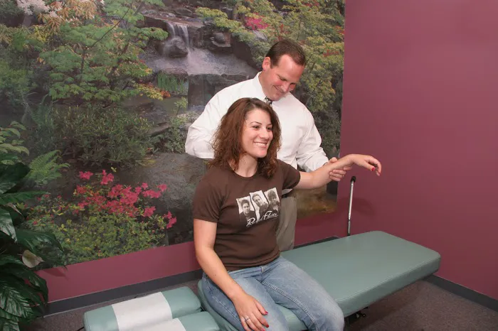 Logullo Chiropractic Picture 4