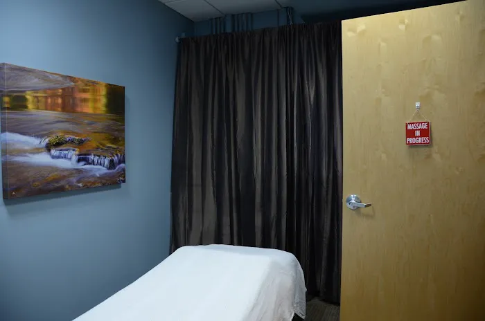 Godfrey Natural Chiropractic and Massage Therapy Picture 9