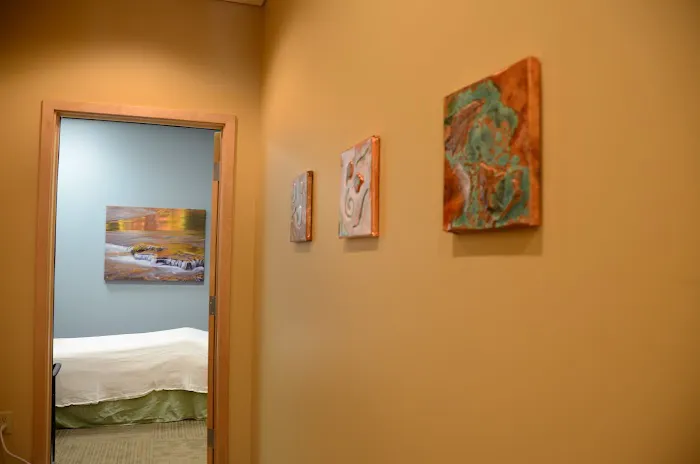 Godfrey Natural Chiropractic and Massage Therapy Picture 8