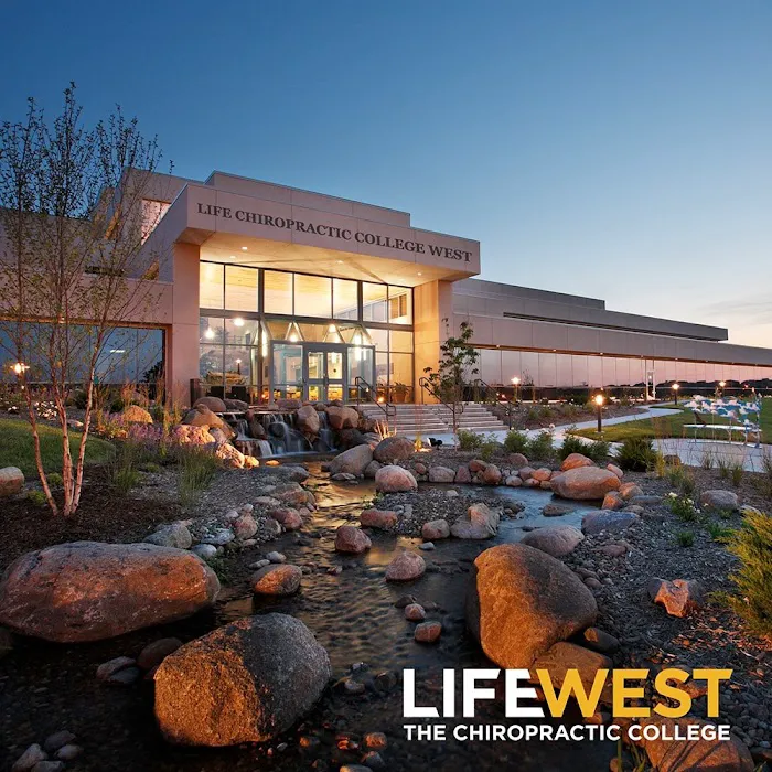 Life West Health Center - Bellevue Picture 2