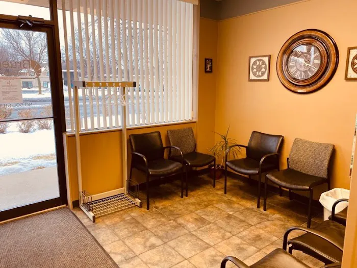Bruening Chiropractic Clinic Picture 2