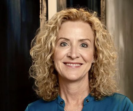 Dr. Robbi Long Knudsen