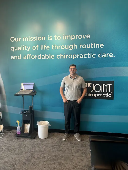 The Joint Chiropractic Picture 9
