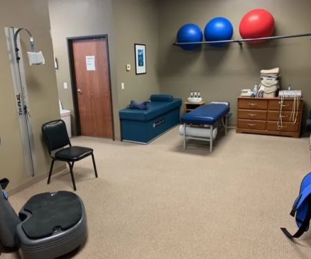 Hauser Chiropractic & Acupuncture