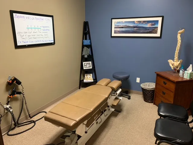Hauser Chiropractic & Acupuncture Picture 4