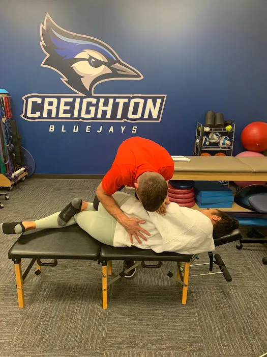 OMNE Chiropractic Picture 3