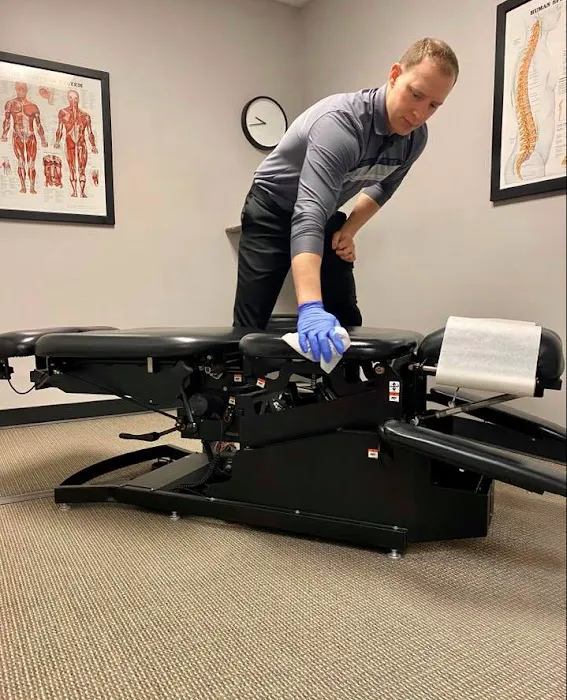 Komp Chiropractic and Acupuncture Clinic Picture 5