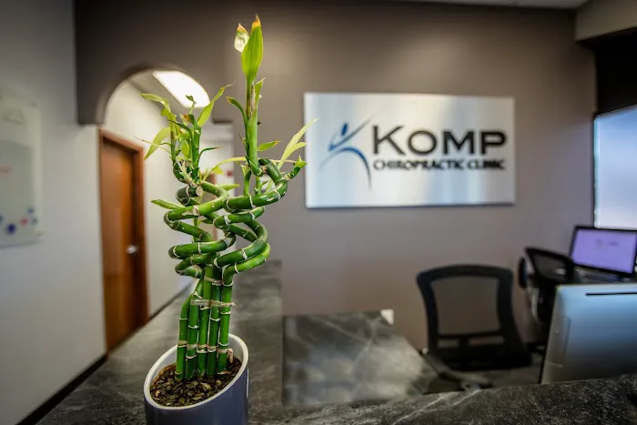 Komp Chiropractic and Acupuncture Clinic Picture 3