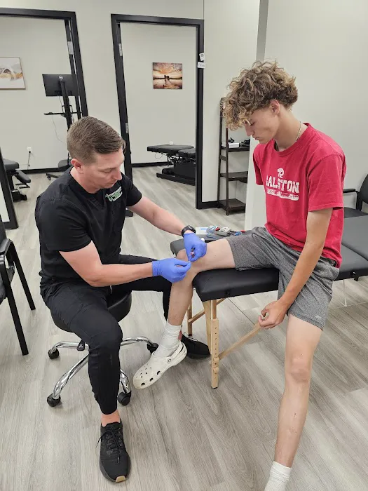 Young Chiropractic & Rehabilitation Center Picture 10