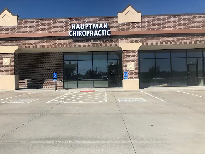 Hauptman Chiropractic Clinic Picture 2