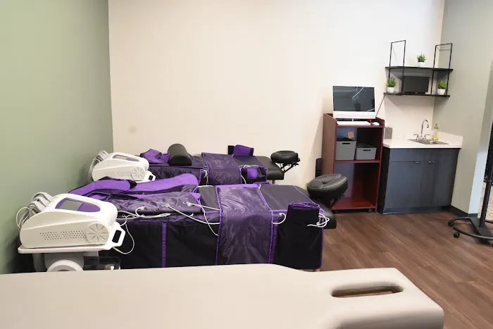 Universal Wellness Source Picture 8