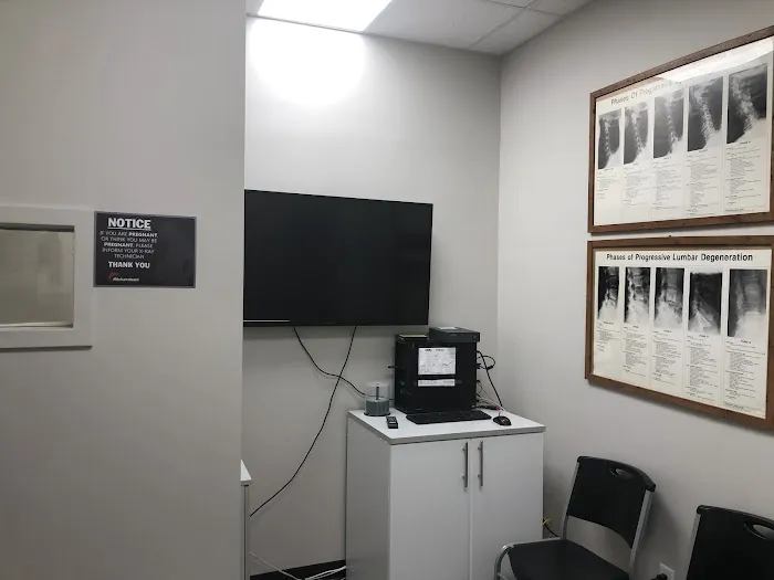 Louisville City Chiropractic Picture 5