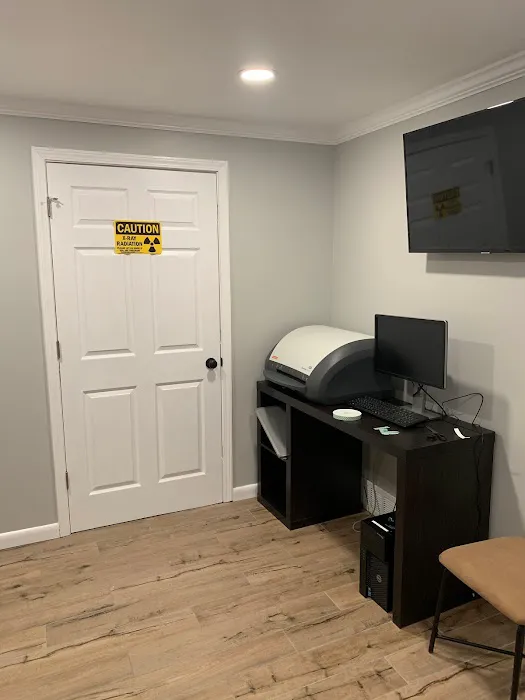 A2Z Injury Chiropractic Rehab Picture 4