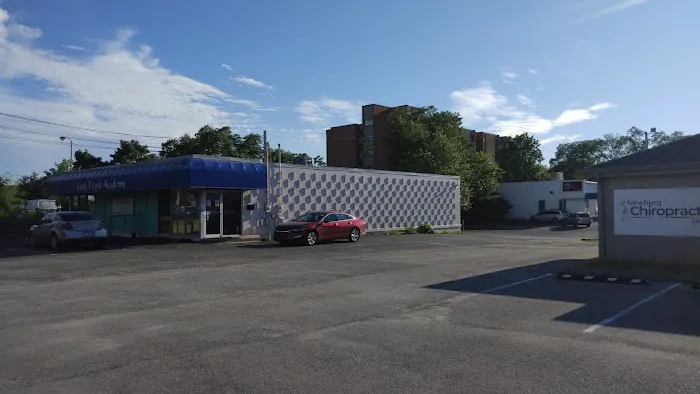 Newburg Chiropractic Center Picture 4