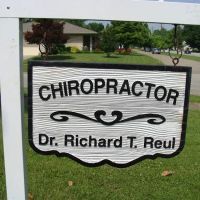 Reul Chiropractic ico