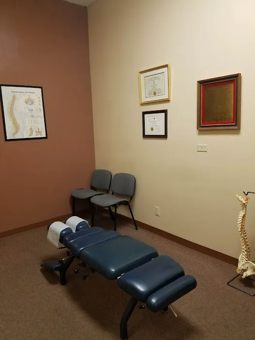 CHIROPRACTOR JAIME GONZALEZ, DC Picture 4