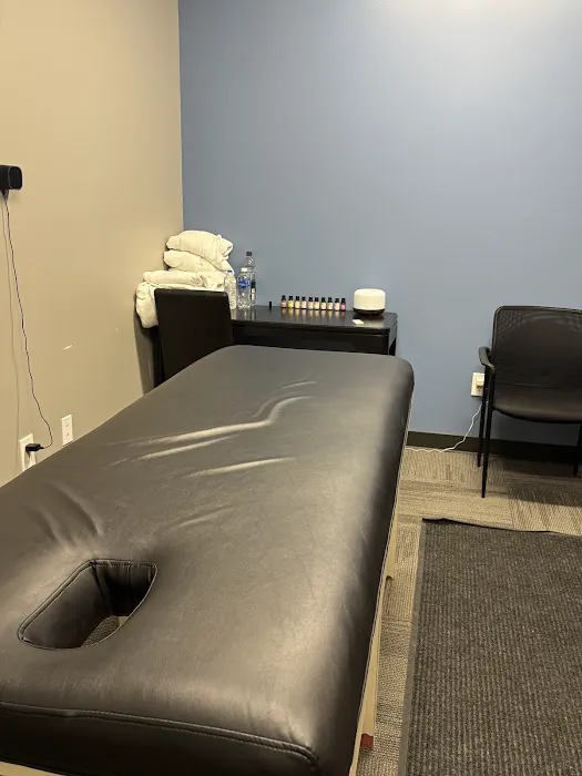 Modern Chiropractic and Wellness Center Picture 2