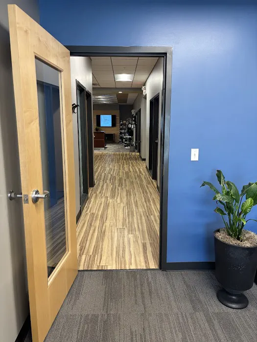 Modern Chiropractic and Wellness Center Picture 4