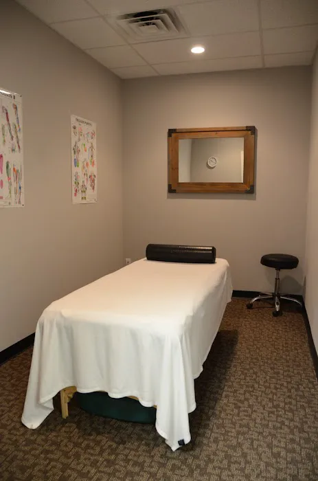 Crestwood Chiropractic Picture 7