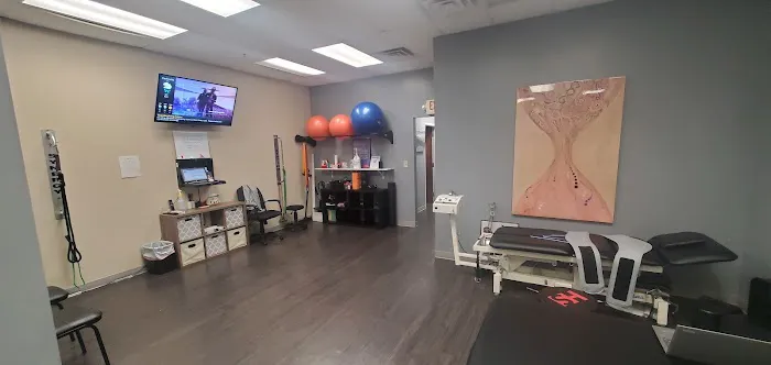 HealthSource Chiropractic of Clarksville Picture 3