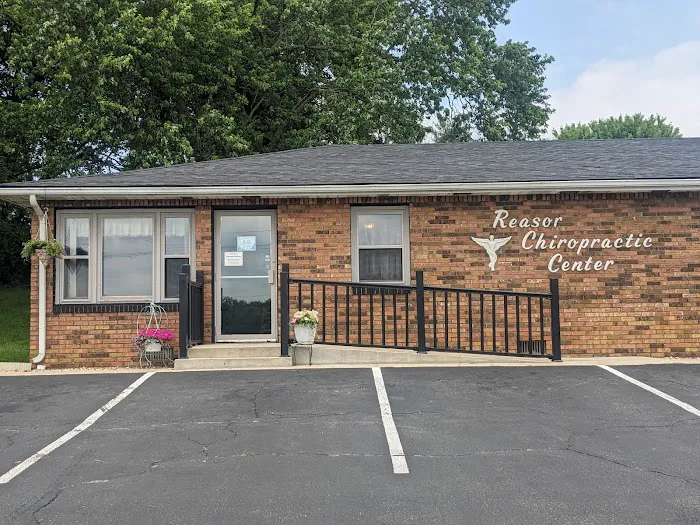 Reasor Chiropractic Center Picture 2