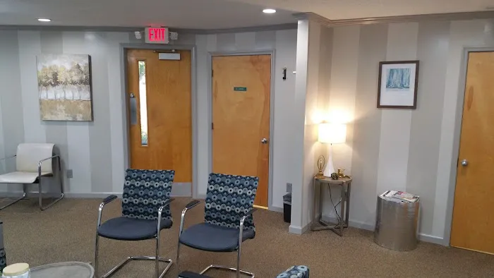 Klaes Chiropractic Clinic Inc Picture 2