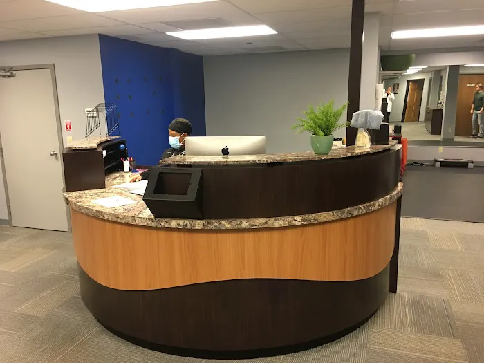 Neck Back and Knee Center - Florence Picture 1