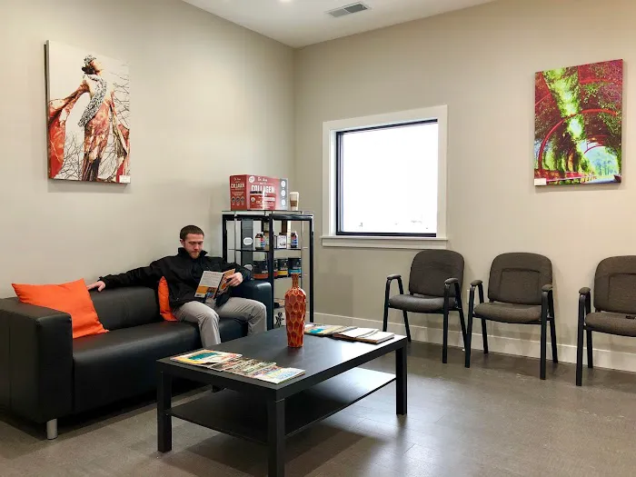 Henry Chiropractic Center Picture 2