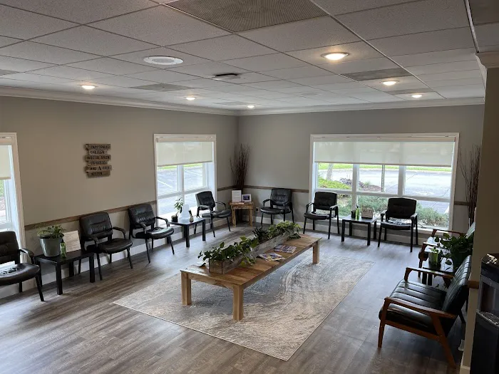 Luke Howell, D.C. Picture 3