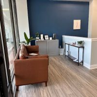 Knuckles Chiropractic ico