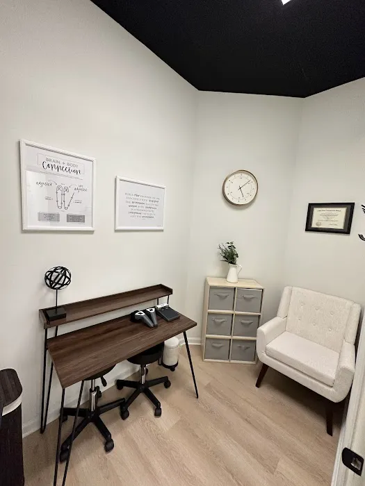 York Chiropractic & Wellness Picture 5