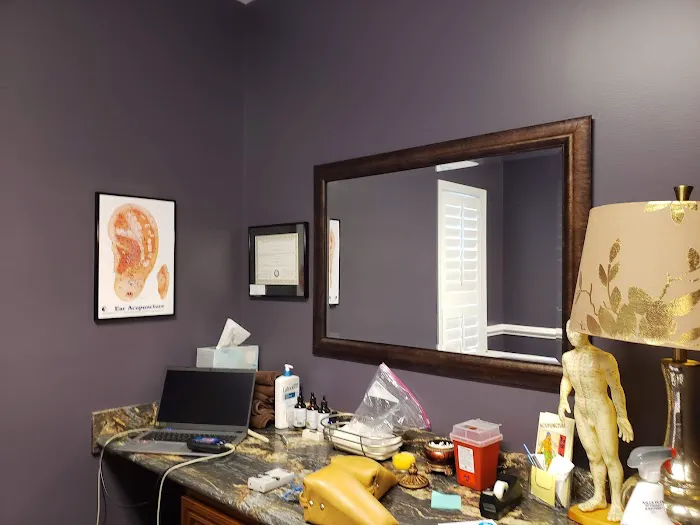 West Chester Acupuncture and Chiropractic Picture 4