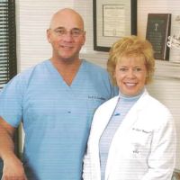 Loechinger Chiropractic Clinic ico