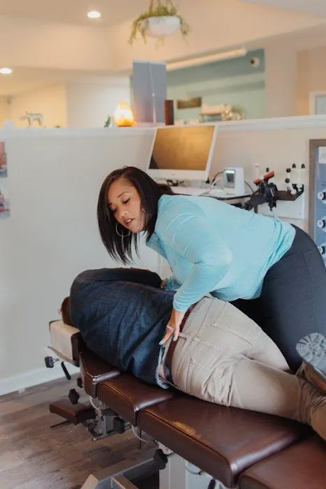 Charis Health and Chiropractic Picture 1