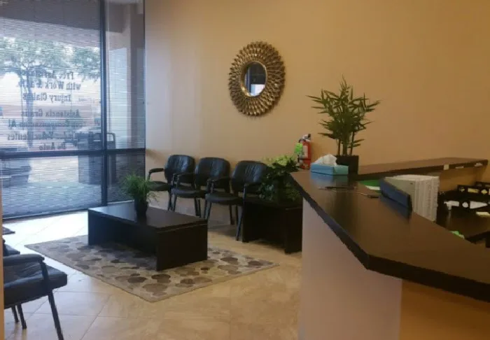 DFW Injury Clinic Picture 2